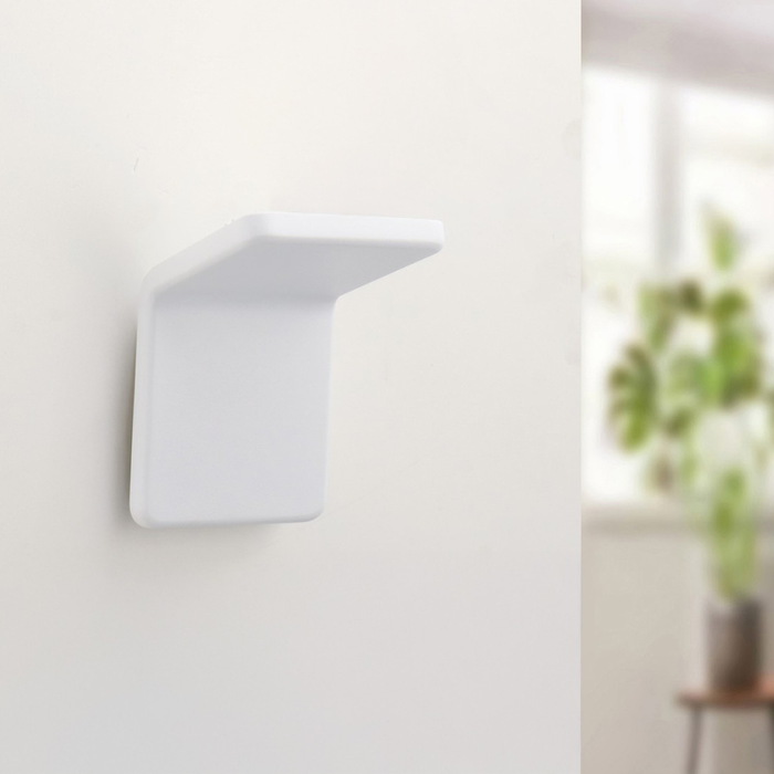 iluminat ambiental perete cu lumina in sus