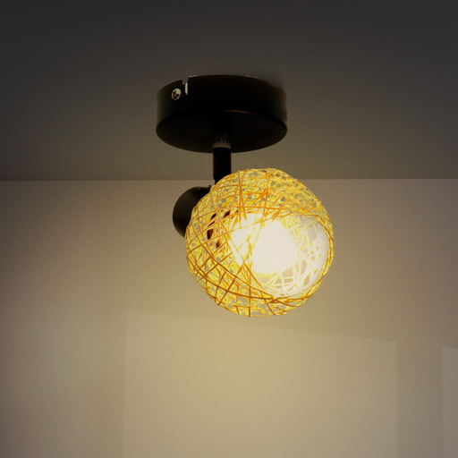 Corp de iluminat modern-boho din ratan și metal negru