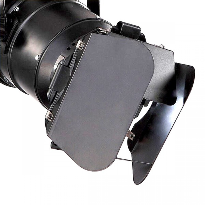 corp iluminat cu design cinematografic