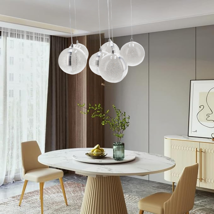 Pendul LED Glove instalat în dining