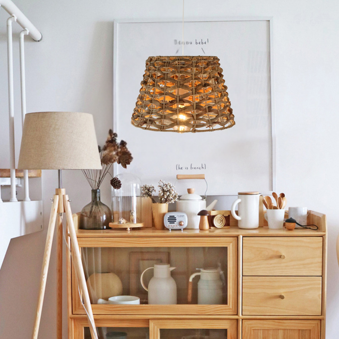 Lampă suspendată Cíes aprinsă cu efect de umbre