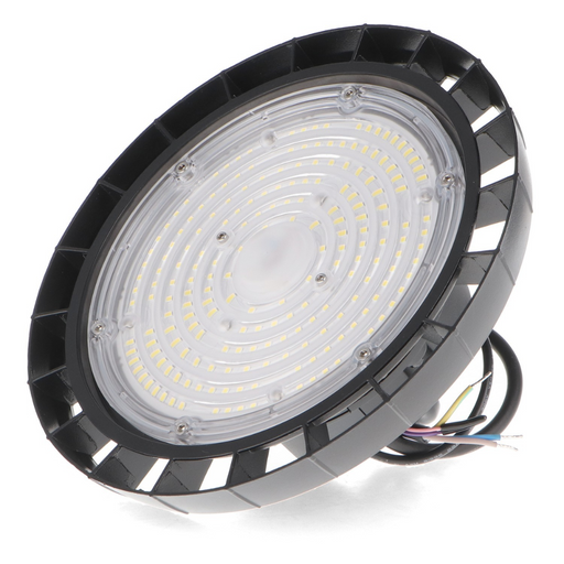Lampă industrială LED UFO 120W suspendată, cu carcasă neagră din aluminiu ledia.ro
