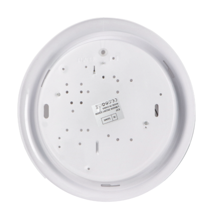 Detaliu difuzor PC mat pe plafoniera Nantes, lumină uniformă