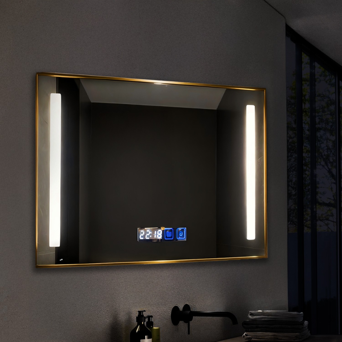 Oglindă cu antiaburire în baie contemporană