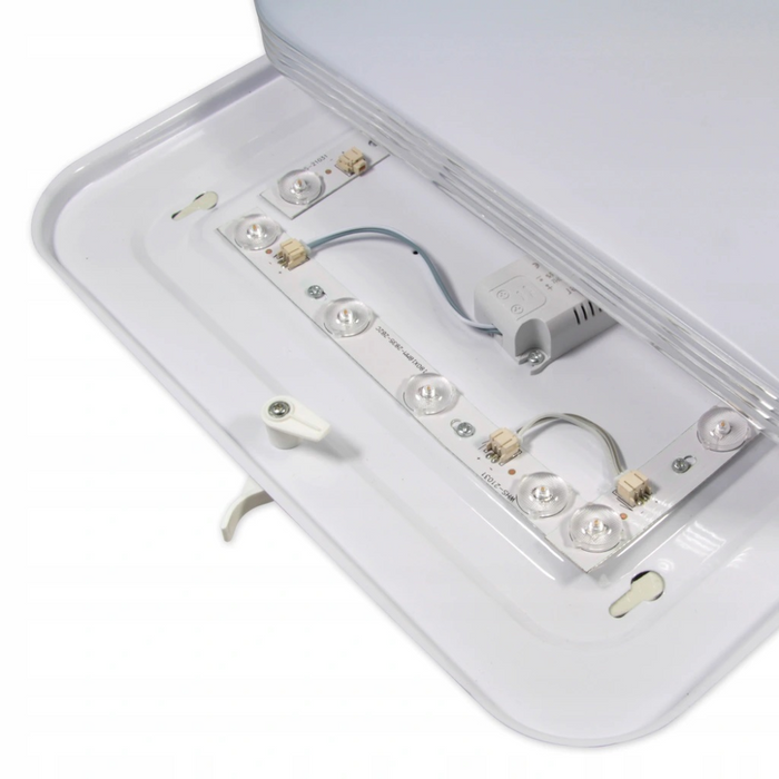 Plafonieră LED pătrată 30W pentru iluminat uniform