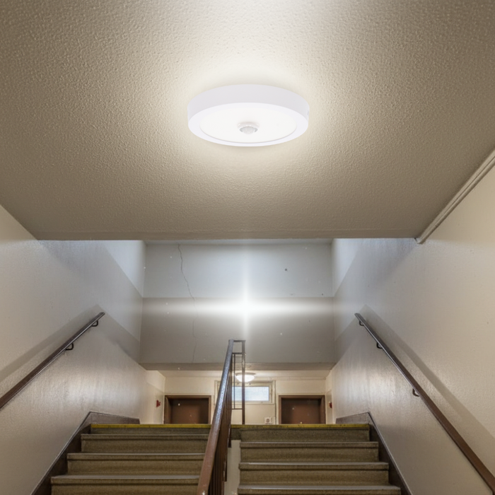 Montaj aparent plafonieră LED 222x43 mm
