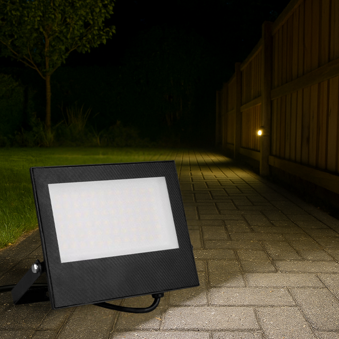 proiector led 50w cu lumina rece pentru iluminat exterior