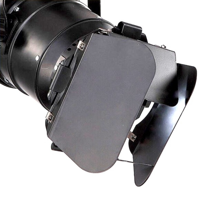 Proiector LED rotativ cu barn doors pentru iluminat accent