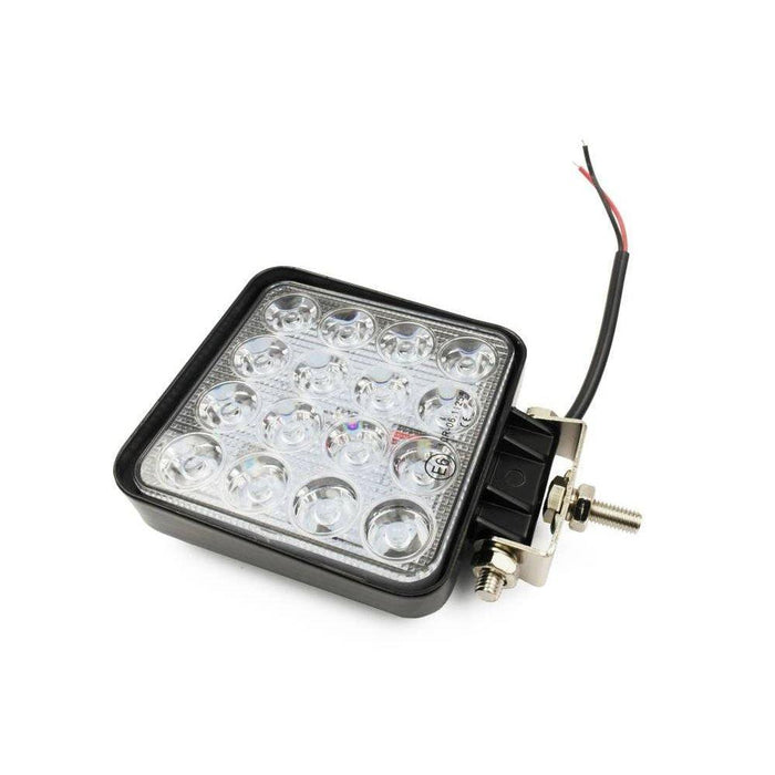 proiector offroad, proiector auto 48w, proiectoare led camion, proiectoare suv, proiector auto, proiectoare auto, proiectoare masini teren, proiector auto patrat, proiector auto flood beam, ledia.ro