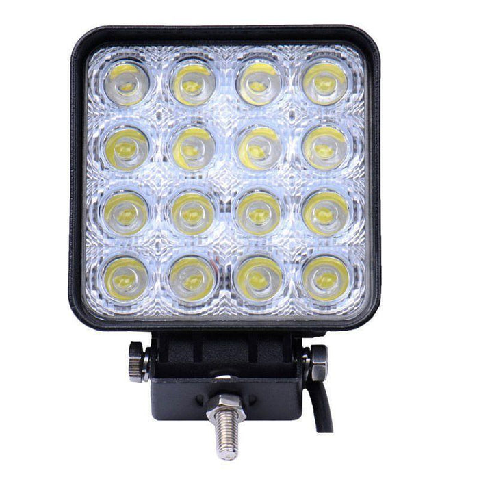 proiector auto patrat, proiector led auto 48w, proiectoare auto, proiectoare off road, proiector offroad 12v-24v, proiectoare led camion, proiectoare suv, proiector auto 3520lm, ledia.ro