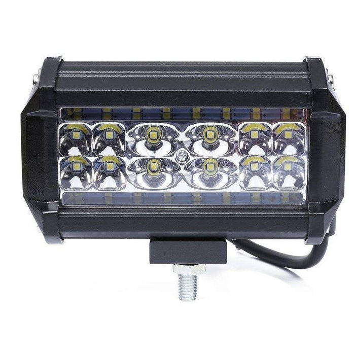 proiector auto dreptunghiular, proiector led auto 84w, proiectoare auto flood beam, proiectoare off road dreptunghiulare, proiectoare led off road, proiector led auto offroad 13cm, proiector offroad 12v-24v, proiectoare led camion, proiectoare suv, proiector 12v auto, ledia.ro