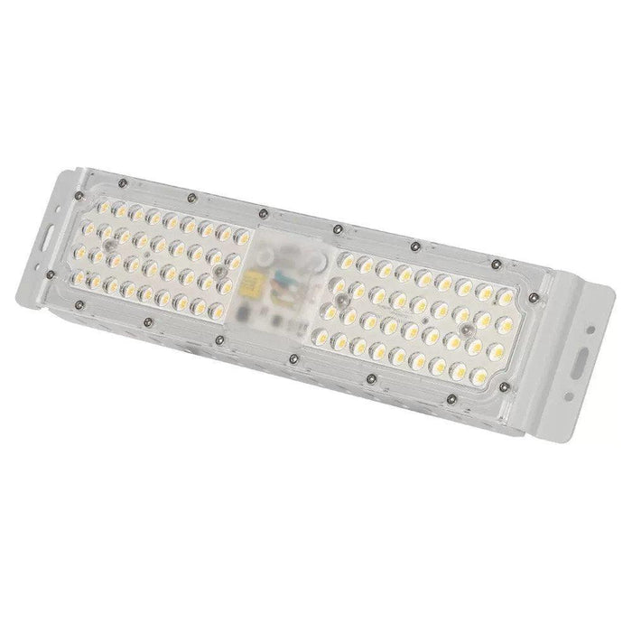 Proiector led 50W, proiector led profesional, proiector cu led, proiectoare led, proiector led lumina naturala, proiector led exterior, proiector led modular, proiector chip Osram, proiector ip65, Proiector Osram, proiector dedeman, proiector iluminat exterior, proiectoare profesionale,proiectoare stadioane